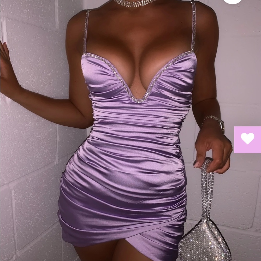 purple dress